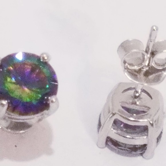 Sterling silver rainbow cz earrings round created mystic topaz studs - Picture 2 of 5